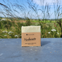 Savon à l'argile verte absorbante pour réguler l'excès de sébum et resserrer les pores, soin visage naturel et purifiant