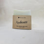 Savon solide parfumé à la verveine citronnée )- argile verte - pour purifier la peau. 
peaux grasses à mixte