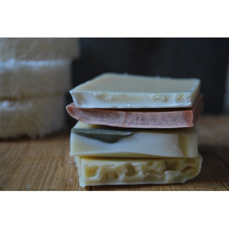 Fins de savons naturels et artisanaux de haute qualité, chutes de découpe pour une routine zéro déchet et économique