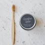Dentifrice solide naturel au charbon végétal activé et citron, soin blanchissant artisanal fabriqué en France par la Savonnerie Elise