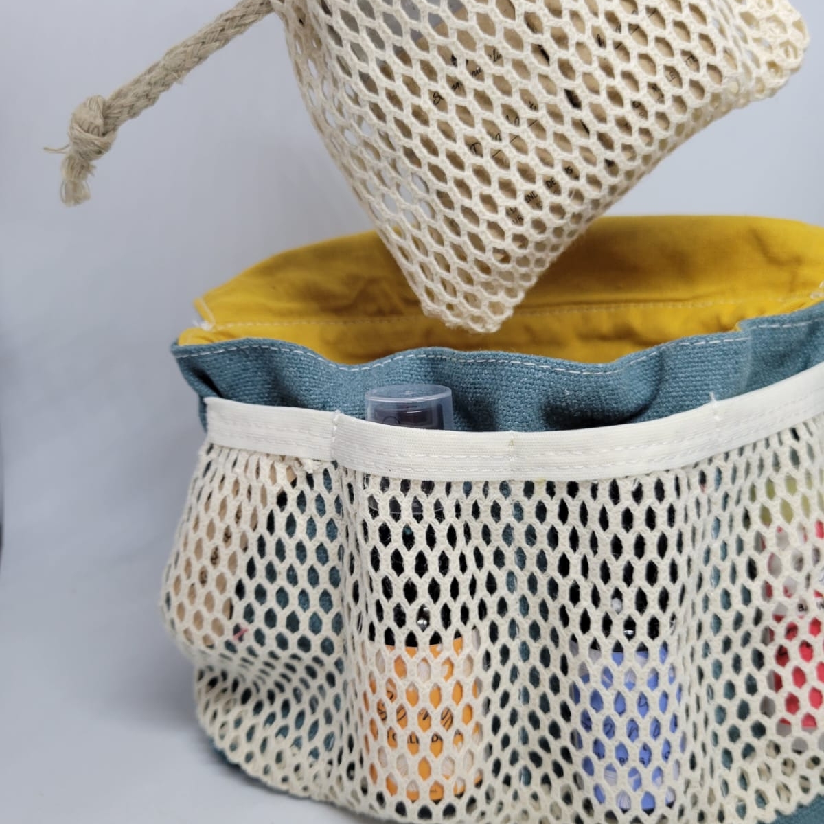 Trousse rando & bivouac – Cosmétiques solides et naturels fabriqués localement